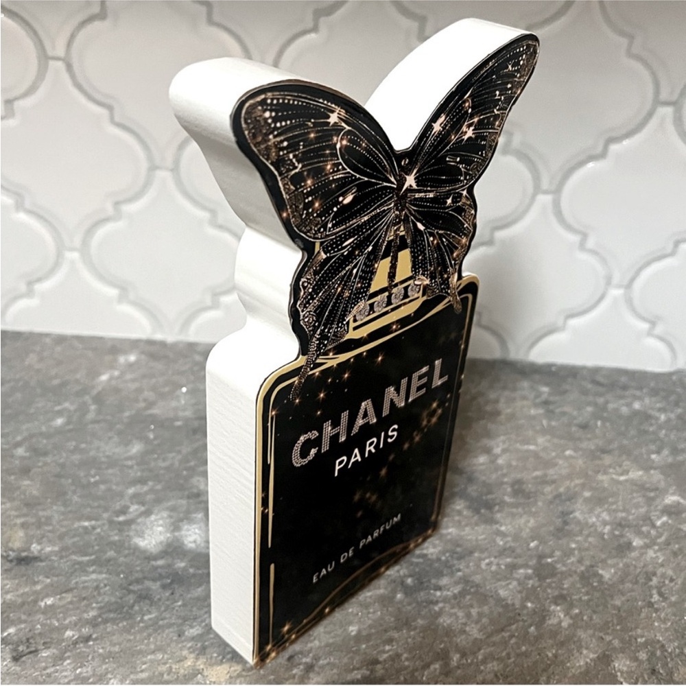 Cute Wooden Perfume Butterfly Display - Picture 5 of 6